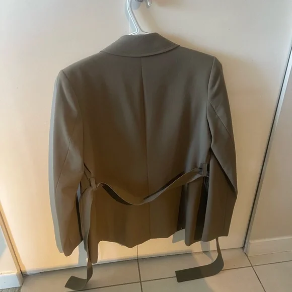 CK blazer - Picture 2 of 5